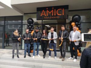 amici-pizza-burger-praha-nusle-02